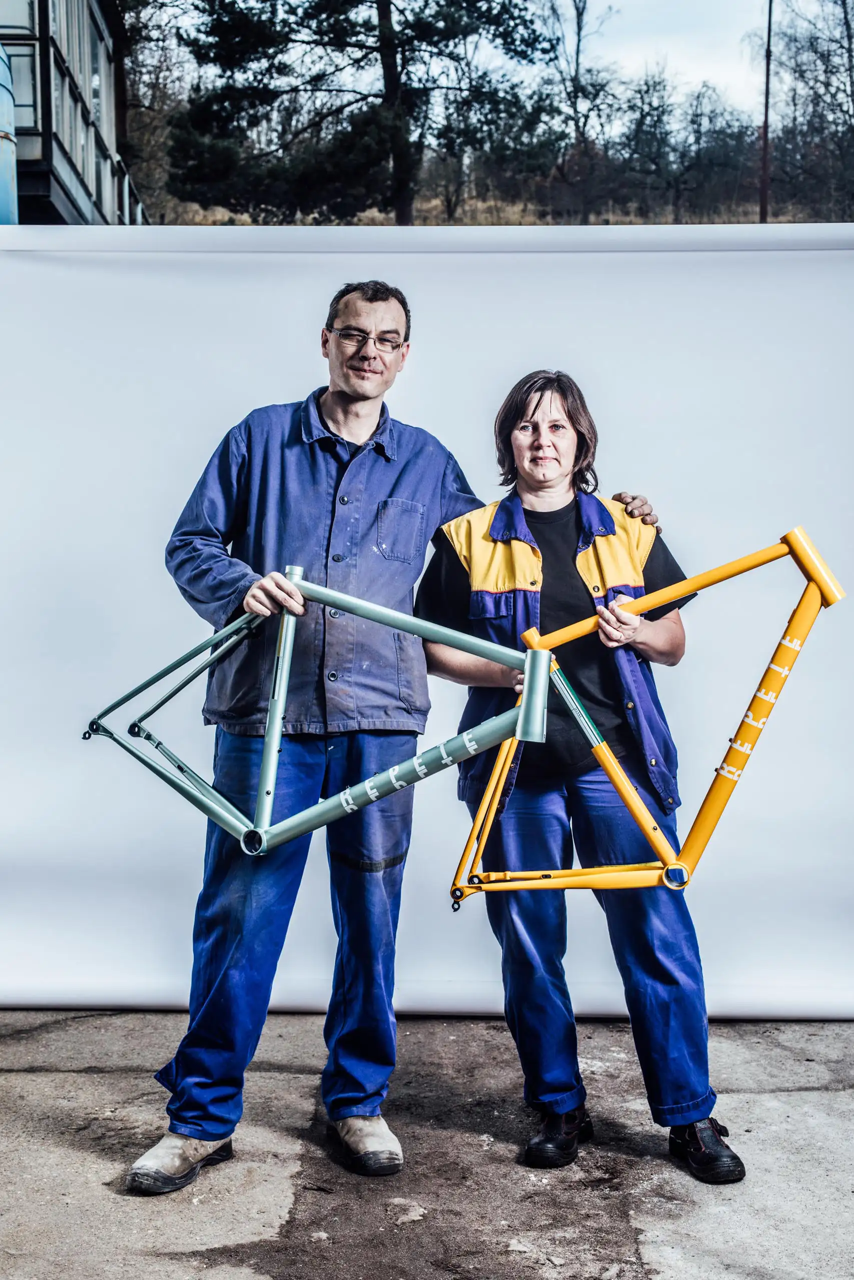 Repete, bicycle, frame, portrait