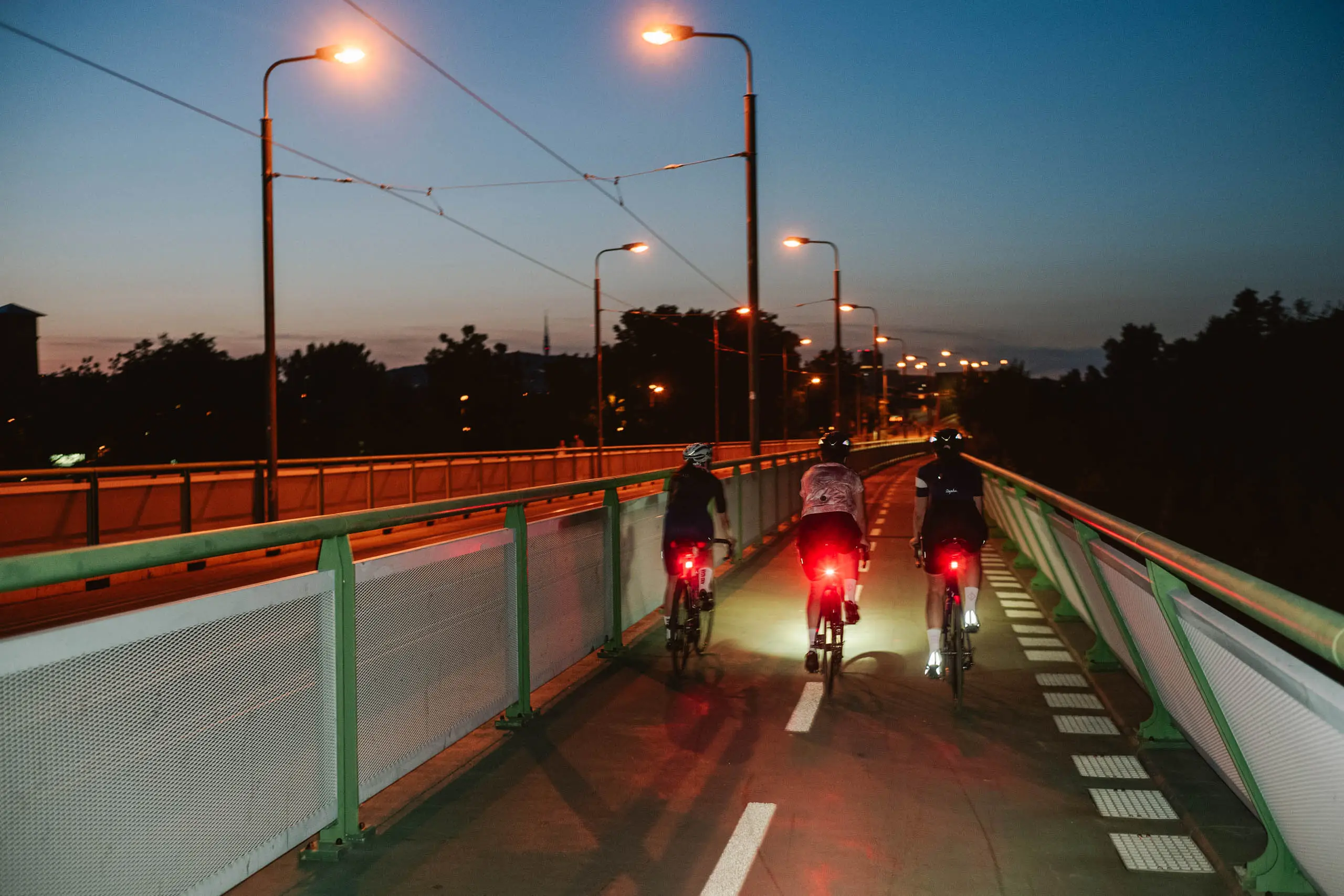 Repete, jazdím čiarnu stredu, bicycle, ride