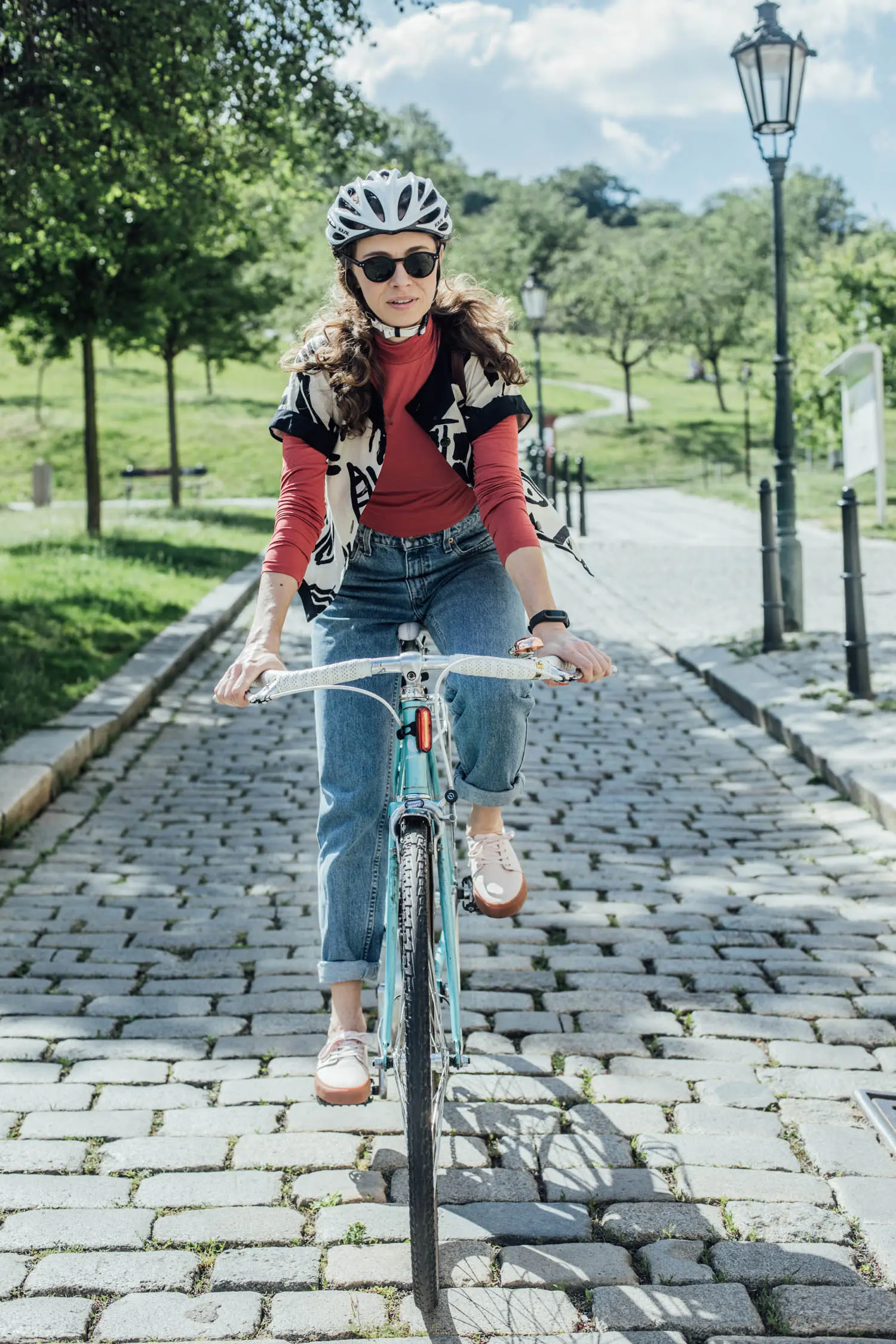 Repete, women, bicycle, holkynakole
